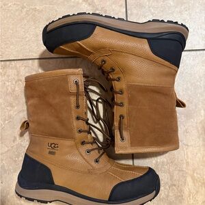 UGG Women’s Adirondack WinterBoots size 12 like NEW